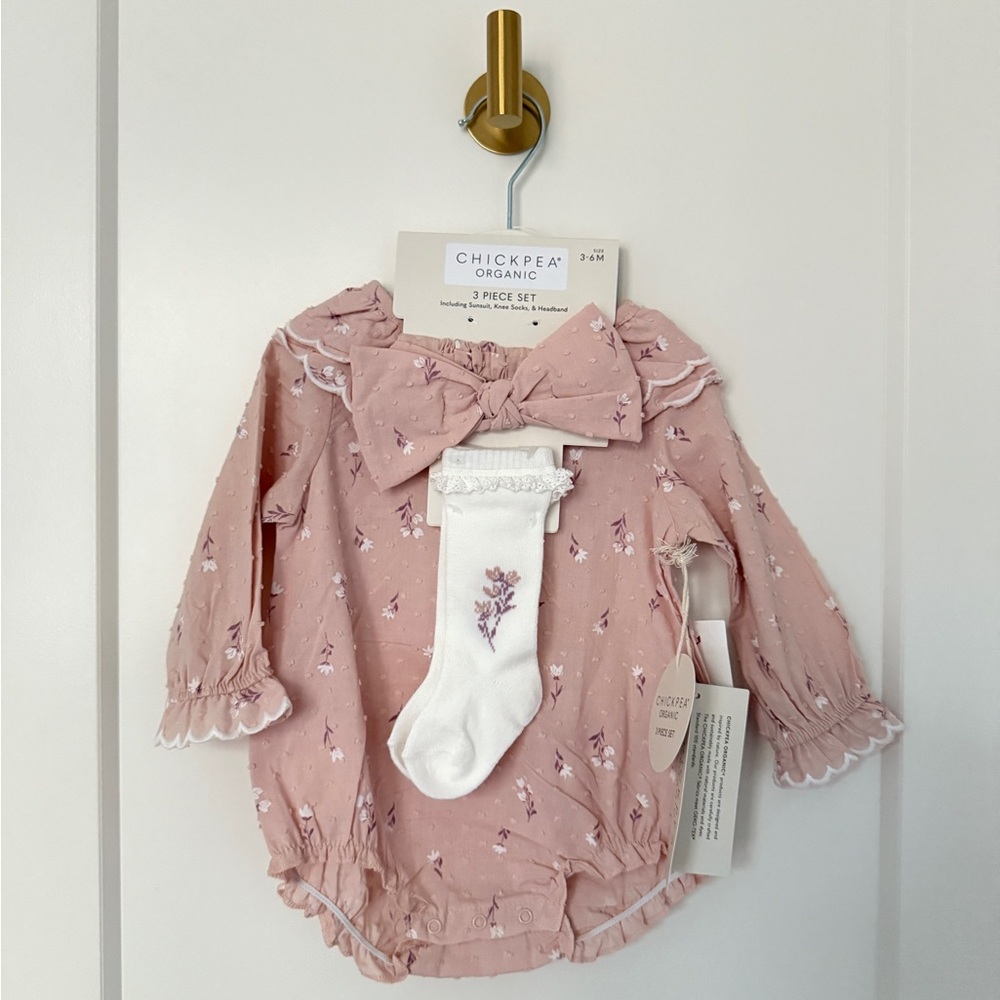 NWT Chickpea Organic Scalloped Baby Girl Pink Floral Bubble Romper Set